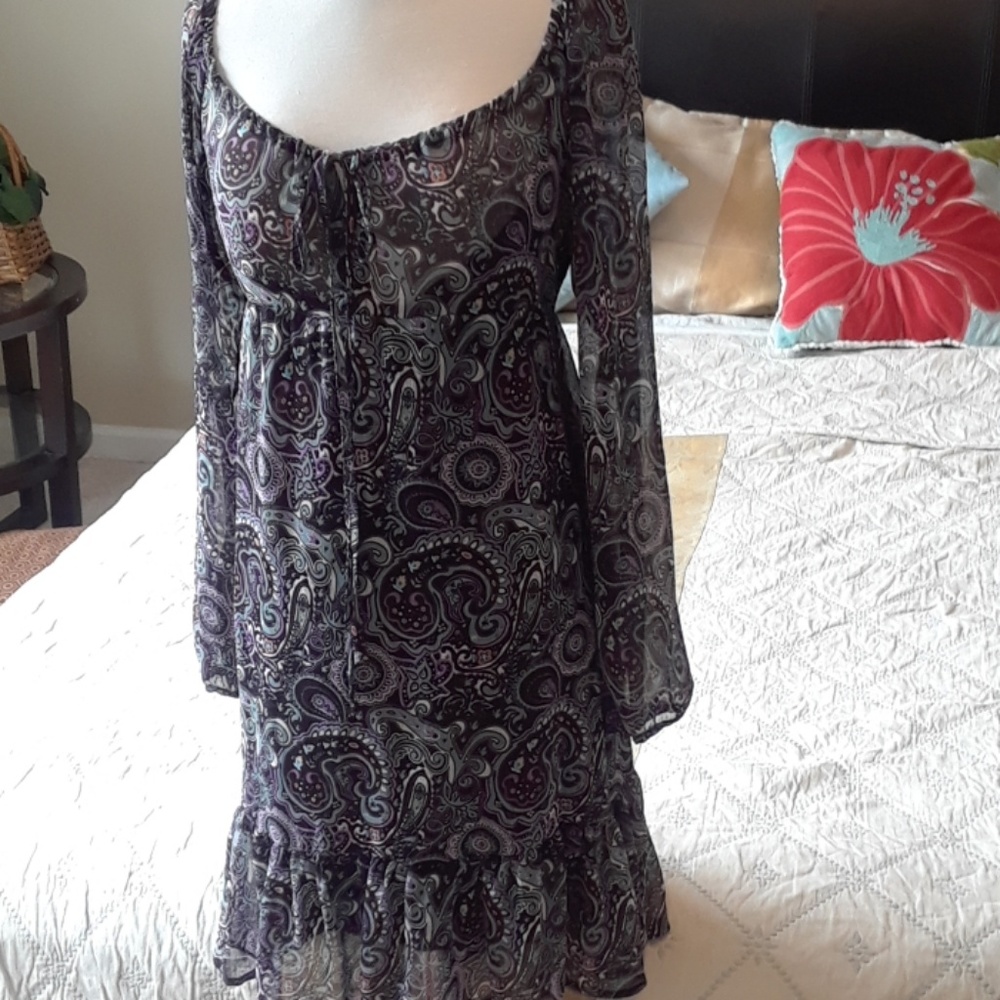 Dress - Picture 4 of 5